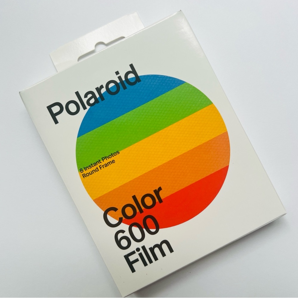 Polaroid 600 film Round Frame Expired